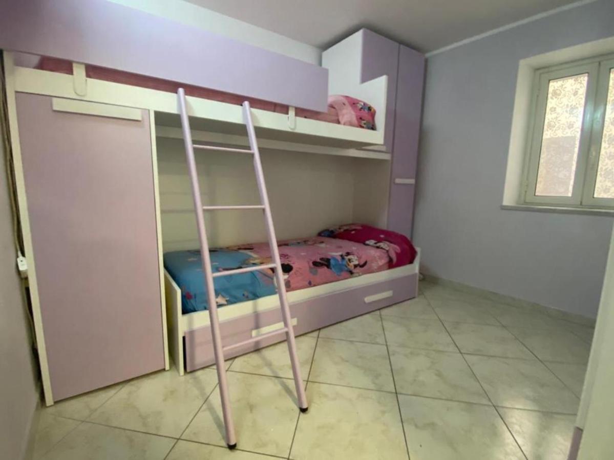 Casa Emely Apartment เชฟาลู ภายนอก รูปภาพ